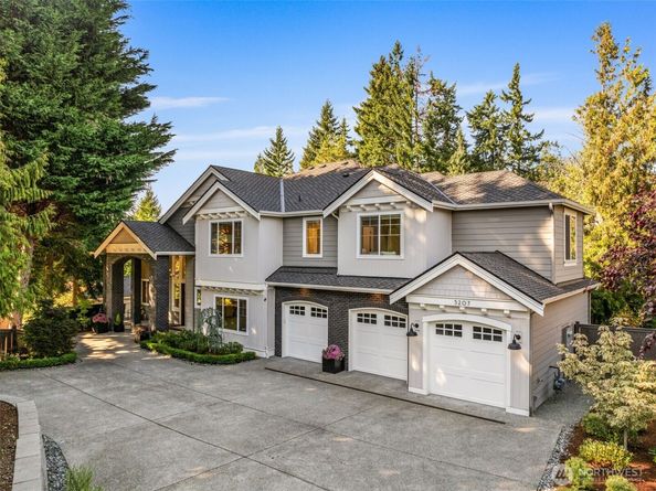 5207 Isola Place NW, Issaquah WA 98027