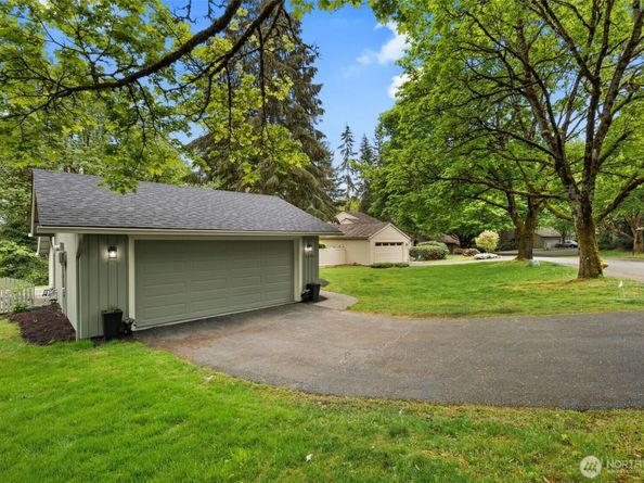 6540 159th Avenue NE, Redmond WA 98052