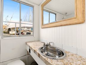 4733 Shilshole Avenue NW D11, Seattle WA 98107
