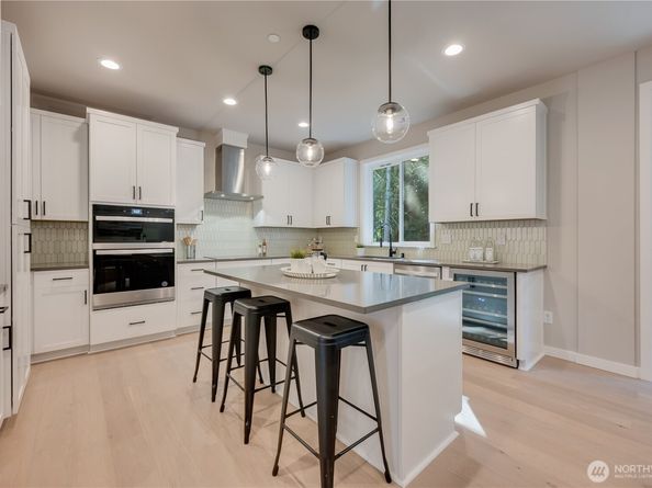 5830 186th Place SW, Lynnwood WA 98037