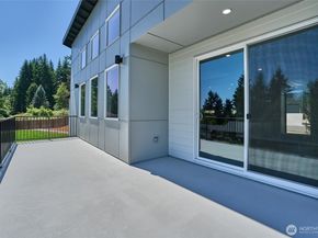 36508 SW 3rd Place Street 2, Federal Way WA 98023