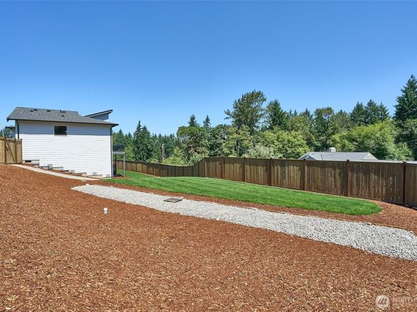 36508 SW 3rd Place Street 2, Federal Way WA 98023