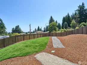 36508 SW 3rd Place Street 2, Federal Way WA 98023