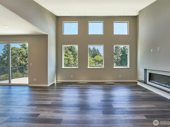 36508 SW 3rd Place Street 2, Federal Way WA 98023