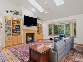 15618 163rd Avenue NE, Woodinville WA 98072