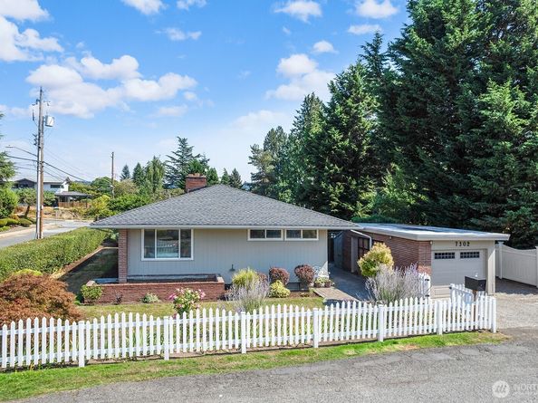 7302 Bowlyn Place S, Seattle WA 98118