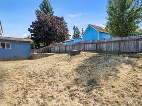 6204 224 Street SW, Mountlake Terrace WA 98043