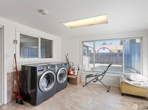 6204 224 Street SW, Mountlake Terrace WA 98043