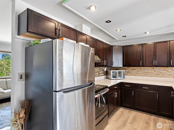 6204 224 Street SW, Mountlake Terrace WA 98043