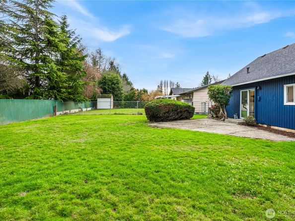 25740 20th Avenue S, Des Moines WA 98198