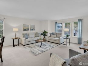 3941 226th Place SE 211, Issaquah WA 98029