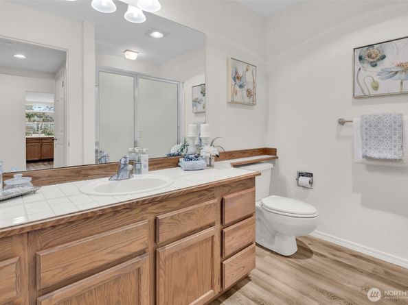 3941 226th Place SE 211, Issaquah WA 98029