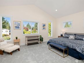 4902 241st Street SW, Lake Forest Park WA 98043