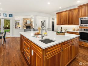 21516 NE 14th Street, Sammamish WA 98074