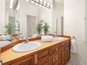 21516 NE 14th Street, Sammamish WA 98074