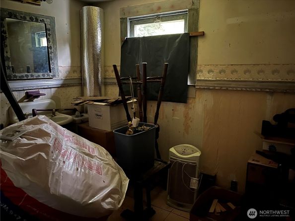 5716 Wetmore Avenue, Everett WA 98203