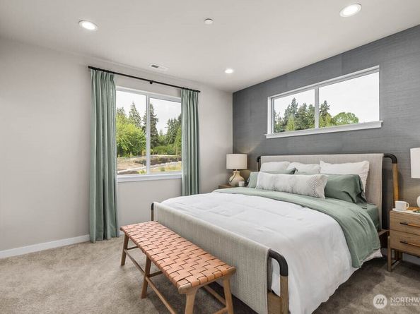 13287 NE 143rd Court 2, Woodinville WA 98072