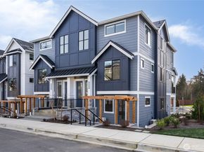 13287 NE 143rd Court 2, Woodinville WA 98072