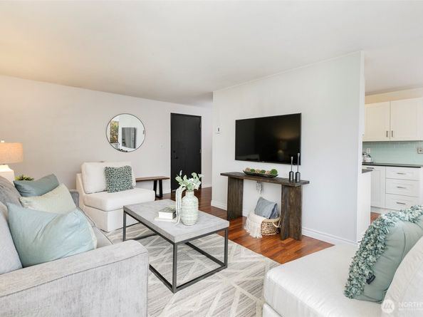 5818 NE 70th Street A106, Seattle WA 98115