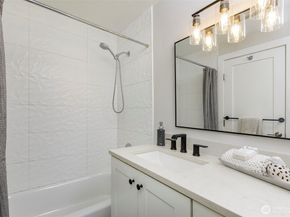 5818 NE 70th Street A106, Seattle WA 98115