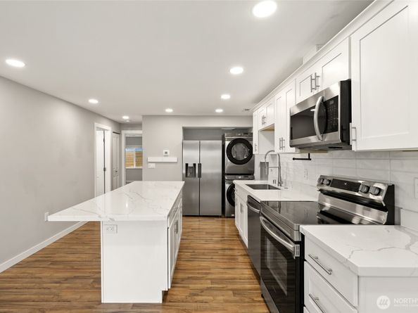 1632 SE Salmonberry Road, Port Orchard WA 98366