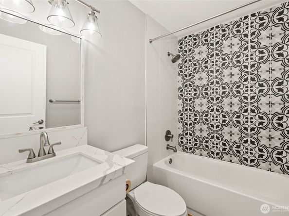 1632 SE Salmonberry Road, Port Orchard WA 98366