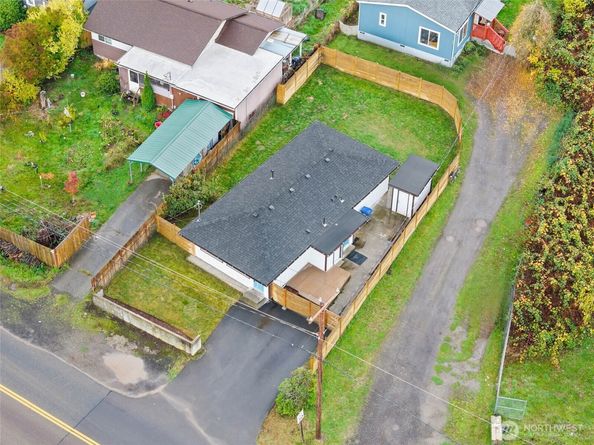 1632 SE Salmonberry Road, Port Orchard WA 98366