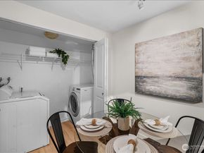 14206 NE 181st Place L102, Woodinville WA 98072