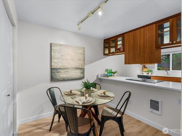 14206 NE 181st Place L102, Woodinville WA 98072