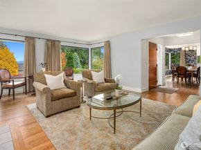 7315 51st Avenue NE, Seattle WA 98115