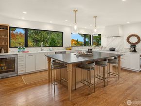 7315 51st Avenue NE, Seattle WA 98115