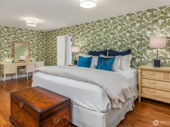 7315 51st Avenue NE, Seattle WA 98115