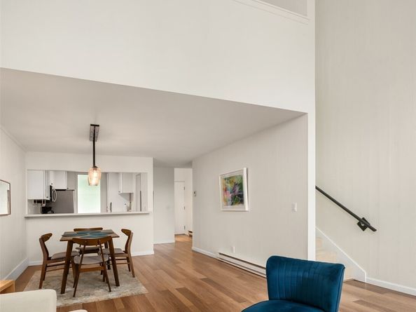 6582 137th Avenue NE 414, Redmond WA 98052