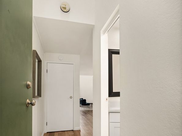 6582 137th Avenue NE 414, Redmond WA 98052