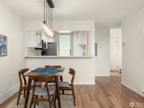 6582 137th Avenue NE 414, Redmond WA 98052