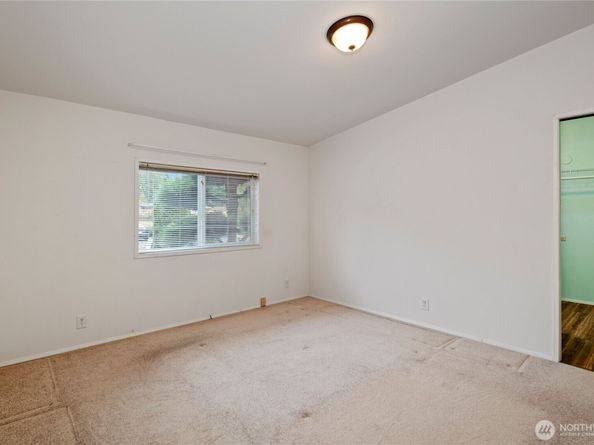 754 NE Reeds Meadow Lane, Bremerton WA 98311