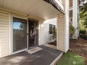 5000 Lake Washinton Boulevard NE A104, Renton WA 98056