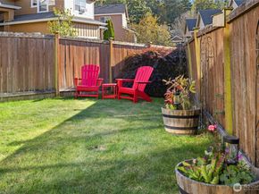 19663 Rosebud Place NE, Poulsbo WA 98370