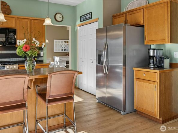 19663 Rosebud Place NE, Poulsbo WA 98370
