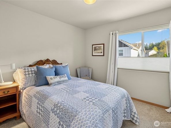 19663 Rosebud Place NE, Poulsbo WA 98370