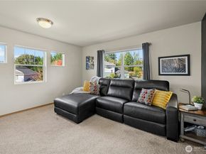 19663 Rosebud Place NE, Poulsbo WA 98370