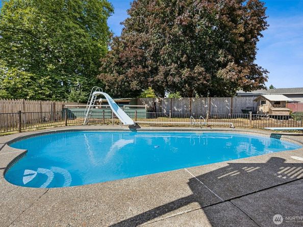 10606 SE 226th Street, Kent WA 98031