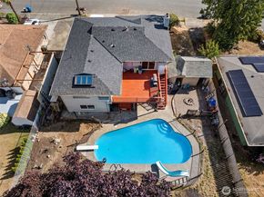 10606 SE 226th Street, Kent WA 98031