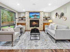 25711 SE 31st Place, Sammamish WA 98075