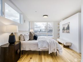 517 Howe Street B, Seattle WA 98109