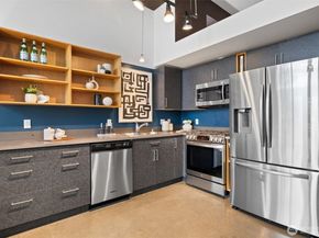 4422 Bagley Avenue N 216, Seattle WA 98103