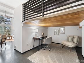 4422 Bagley Avenue N 216, Seattle WA 98103