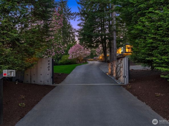 4445 140th Avenue NE, Bellevue WA 98005