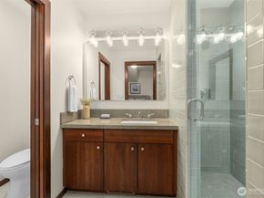 6007 Hazelwood Lane SE, Bellevue WA 98006