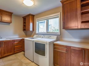 317 1st Street, Kirkland WA 98033